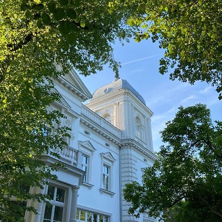 ヴロツワフ Stara Bibliotekaアパートホテル エクステリア 写真